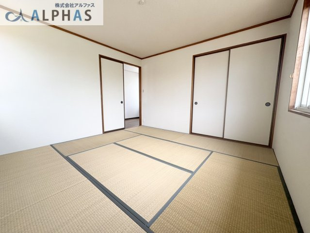 ■すぐ横になれる和室は、みんながほっと一息つける空間です♪