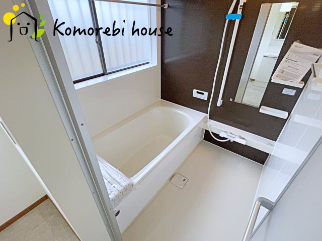 日々の疲れを癒すお風呂付です