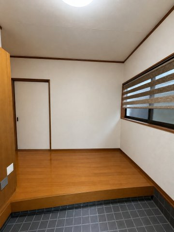 明るい玄関です