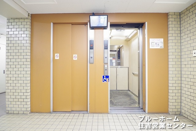 エレベーターは2基ございます！