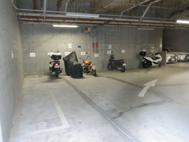 バイク置場