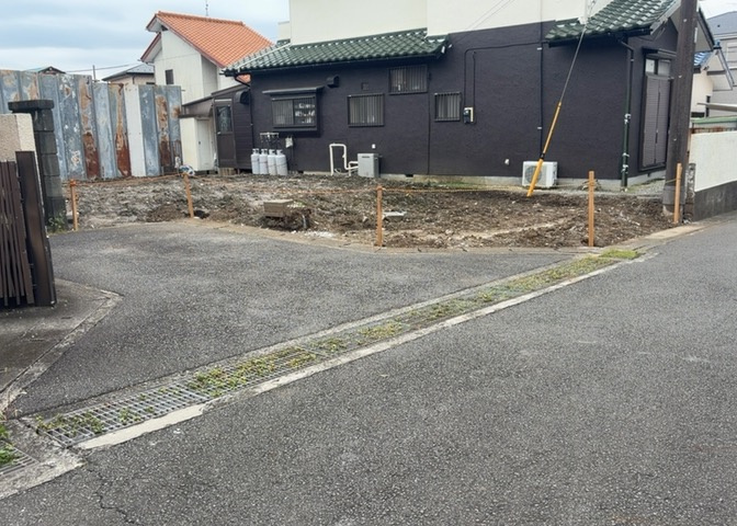 物件の詳細については、現地を見てわかること以外に、役所や法務局などで調べないとわからないことがあります。そのため、現地に行く場合は、もしこの物件を買ったらどのような生活ができるかをイメージしましょう。