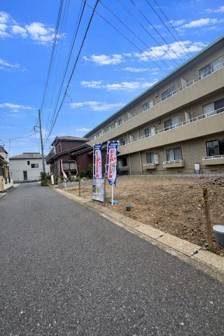 敷地約30坪・自由設計で夢のマイホームはいかがでしょうか！希望の間取りが叶いやすい整形地です！西方小学校まで徒歩約4分(310ｍ)、お子様の通学に安心です！お気軽にお問い合わせください！
