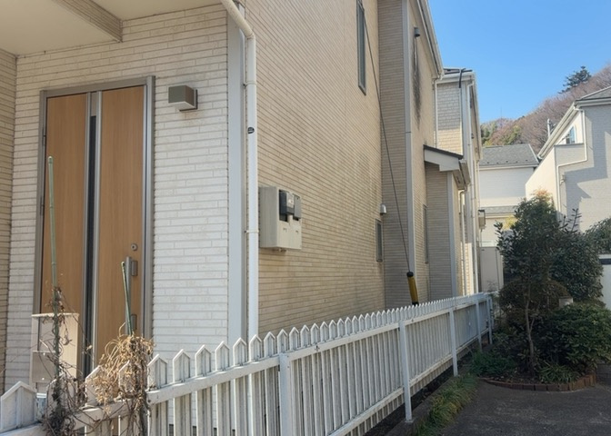 省エネ給湯器とは従来型の給湯器より熱効率が高く、少ない燃料でたくさんのお湯を沸かすことが出来る高効率な給湯器のことを指します。また、省エネ給湯器には種類があり、利便性や効果なども様々です。