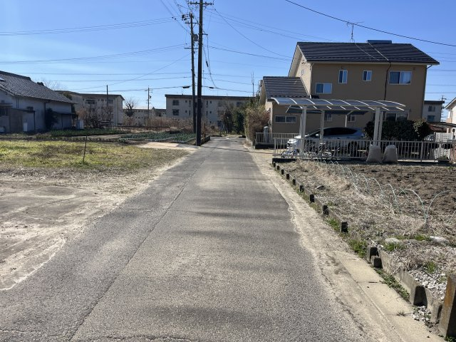 前面道路含む現地写真