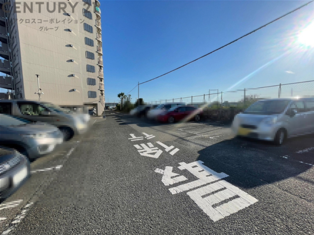 平面駐車場