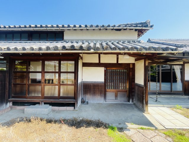 シンプルで使いやすい玄関です