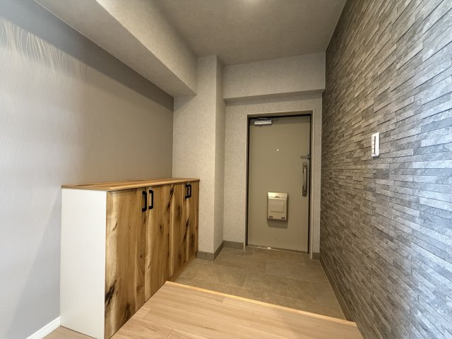 シューズボックス付きの玄関