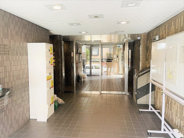 ～管理形態は全部委託式　キレイにメンテナンスされているマンションです～
