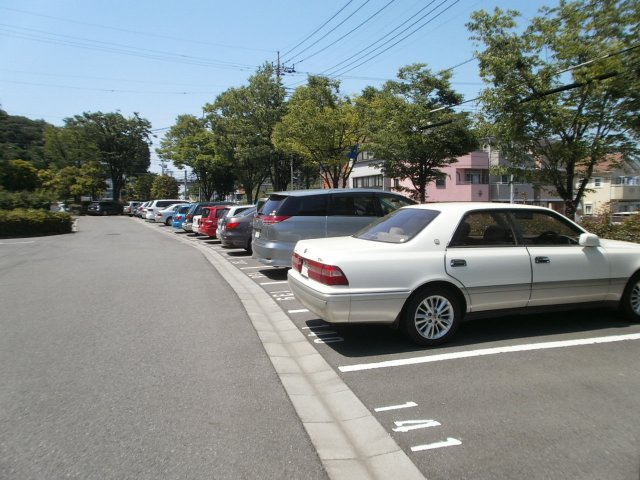 敷地内駐車場空きあり