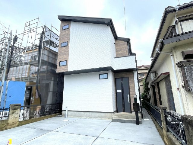 東武東上線「鶴瀬」駅徒歩19分。徒歩10分圏内にスーパーやコンビニ、ドラッグストアがありお買い物も便利なエリアです。