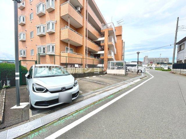 利用方法や利用料、空き状況に関してはお調べしますので、気軽にお問合せ下さい。