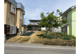 秋田県横手市朝日が丘2丁目売地の外観