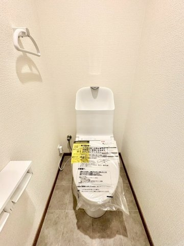 清潔感とうれしい機能性を兼ね備えた、使いやすいシャワートイレ