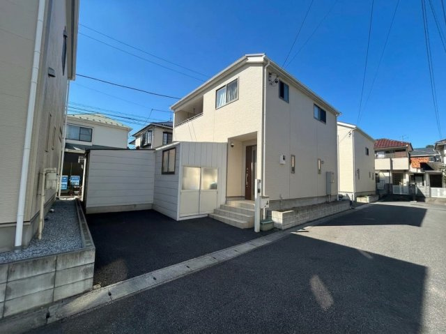 ※AI加工で家具等を消しております。