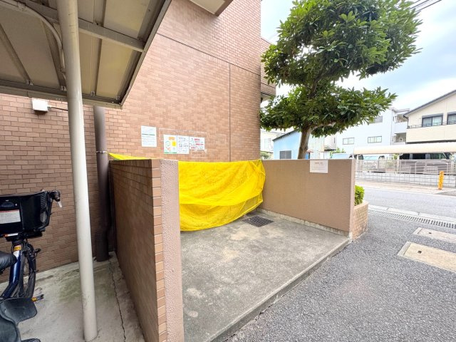 ゴミ置き場