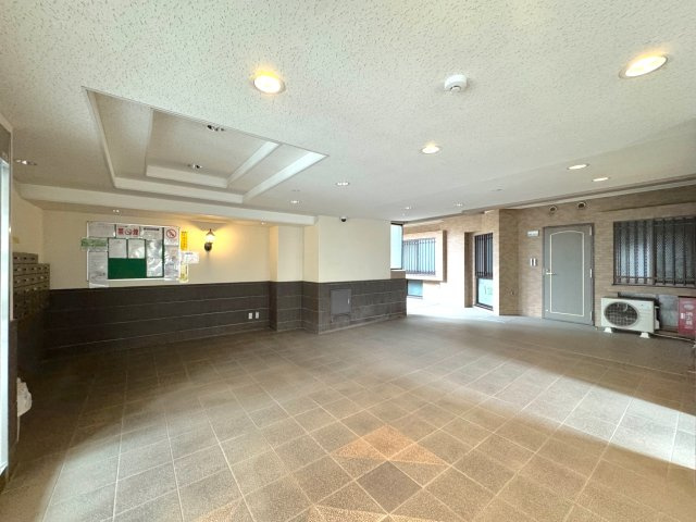 エントランスホール