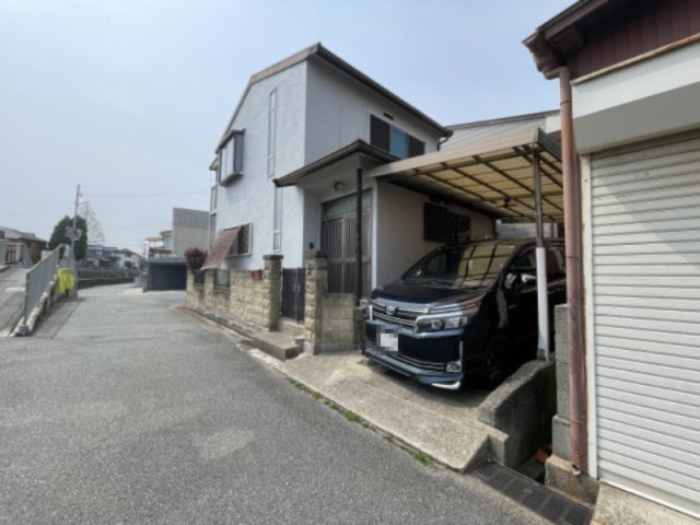 【現地写真】　実際に現地を見学していただくと、建築可能な建物の大きさや生活シーンが具体的にイメージできます。見学のご希望日時など、詳しくはお気軽にお問合せください。