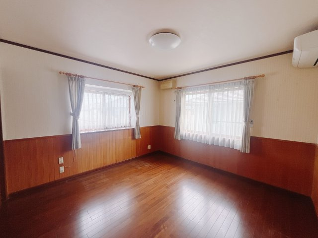 ■2階洋室｜子供部屋のメリットは「自立心を養うことができる」「自分で整理整頓できるようになる」そして、お子様が成長した際には「プライバシーを確保できる」といい事だらけ♪