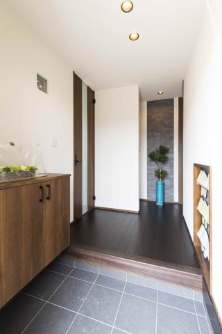 たっぷりしまえる、シューズボックス付き。