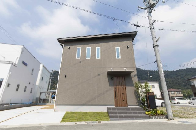 外観：328000618125