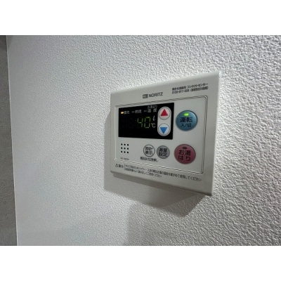 シンプルで操作しやすい給湯パネル♪