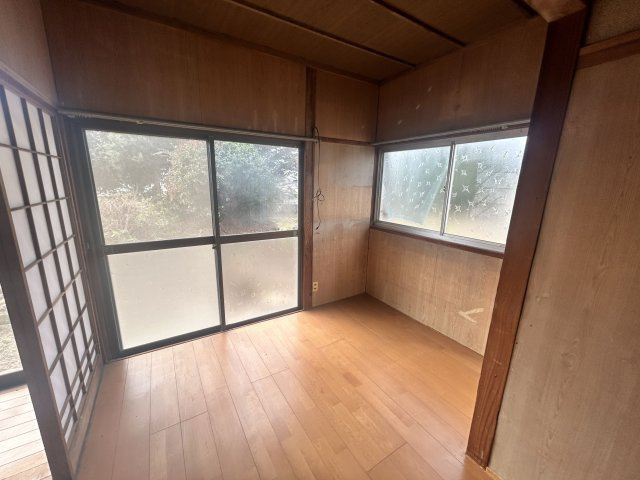 和室と繋がっている洋室です！