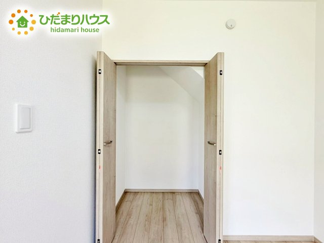 収納があれば物を整理整頓しやすく、部屋が常にすっきりとした状態を保てます。