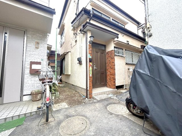大変閑静な住環境に佇んでおります。