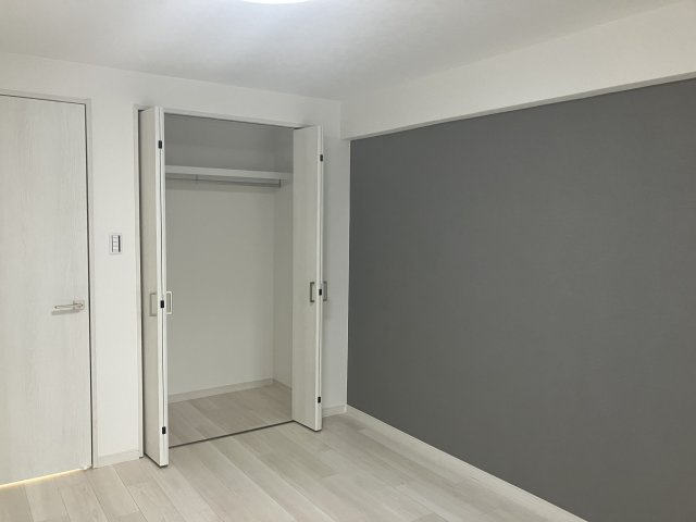 洋室約6.1帖クローゼット付き