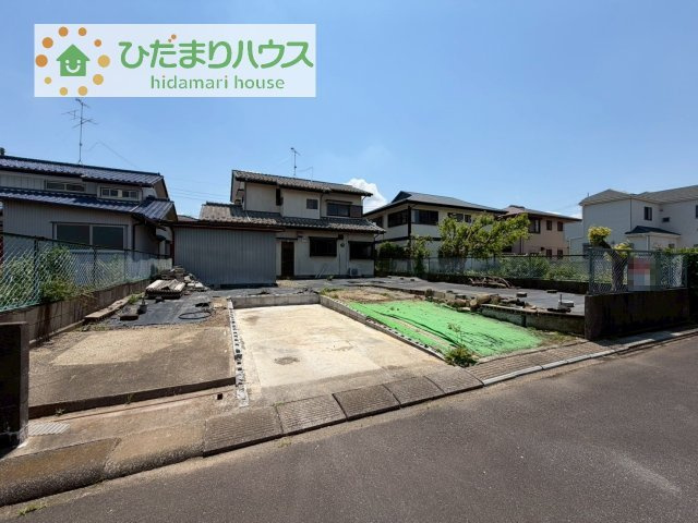 マイホームなら駐車場代がかかりません！しかも、自宅の駐車場で洗車ができます！今までコイン洗車に行っていた手間も省けて、節約にもつながります(^^♪