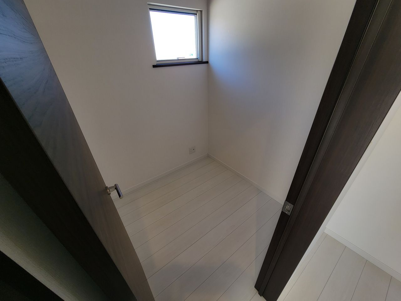 2階納戸　収納豊富なご住宅です。