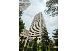 ジオタワー宝塚EASTの外観