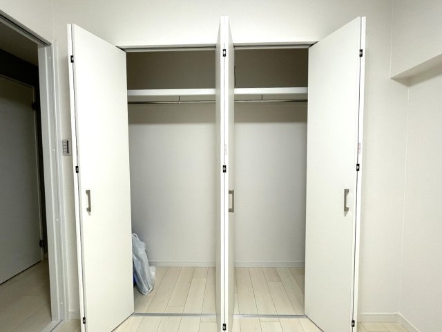 各居室に収納がついており、家族で使い分けしやすくなっています。　