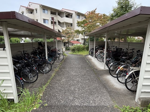 敷地内の自転車置場