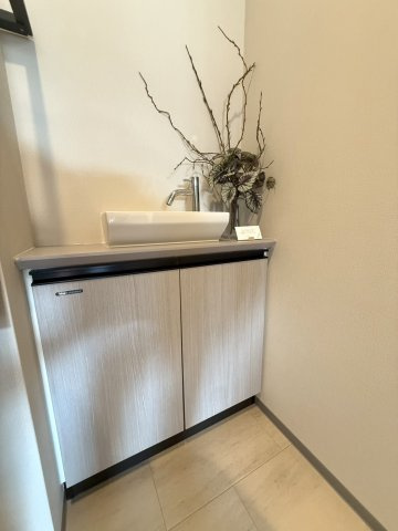 トイレ手洗器