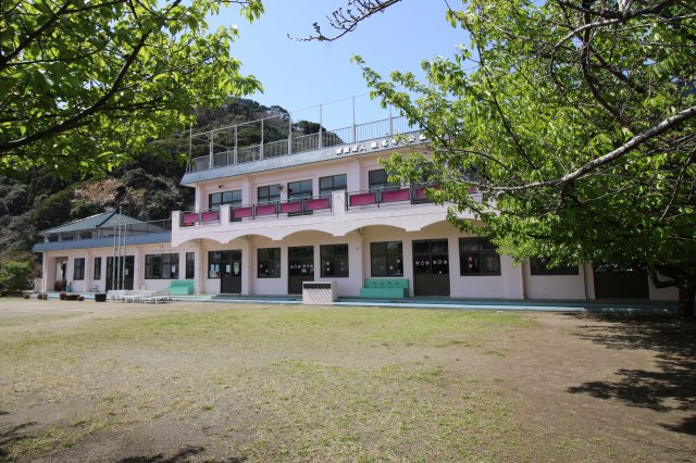 野比幼稚園まで徒歩20分(1.4km)
