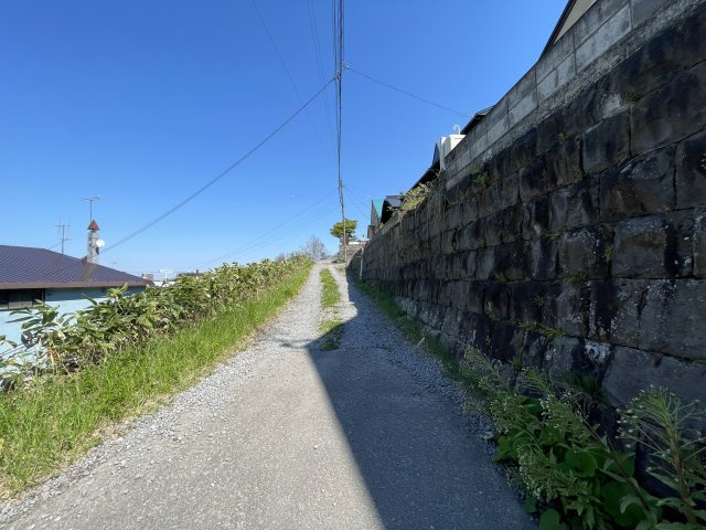 駐車場敷地から住宅までの私道