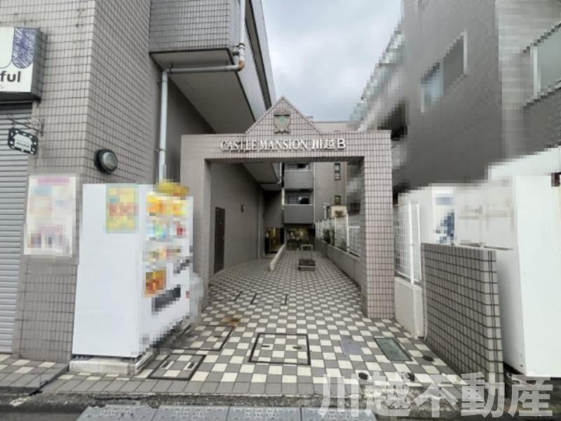 毎日通るエントランスはこのようになっています