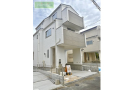 水廻り集中型　食洗器付き　リビングイン階段　全6棟　3号棟　新井の外観