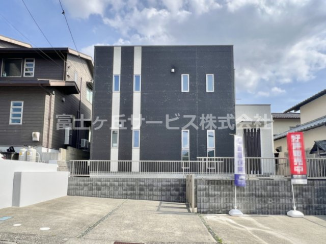 外観：322000573712