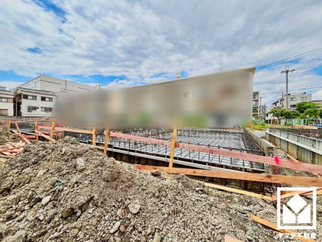 全居室断熱性の高いペアガラスを採用。冷暖房効率を高めながら、心地よく落ち着いた暮らしをサポートします。