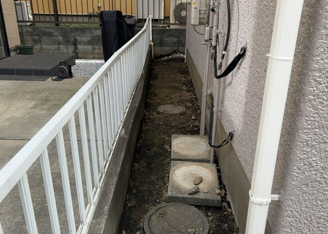 庭があることでガーデニングや家庭菜園はもちろん、こどもの遊び場やペットを放して遊ぶことができます。また、家の周囲に余裕があるということです。隣地との間があれば、十分な日当たりと、風通しが確保できます。