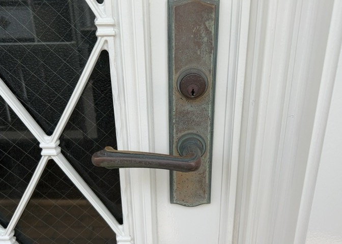 当然のことではありますが、オートロックやセンサーライト、ホームセキュリティーなどの防犯設備があれば、小さいお子様がいるご家庭も安心ですよね！まず物件購入の際は、防犯設備もチェックするようにしましょう。