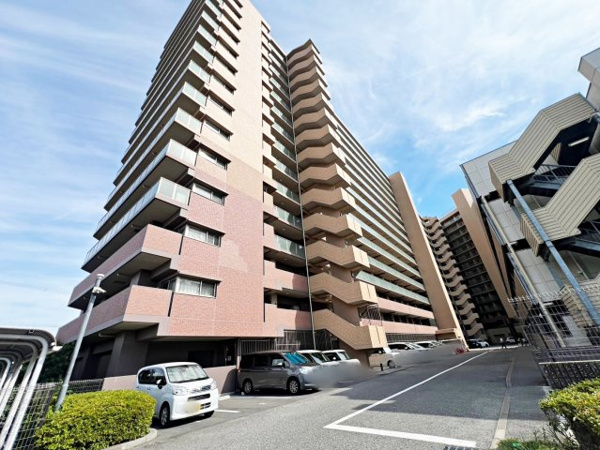 【BELISTA東淀川大桐 C棟の外観】