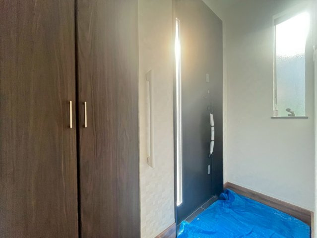 毎日通る玄関はこちらです