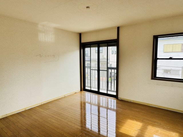 ～現在リフォーム中、詳細は当社までお気軽にお問合せ下さい～