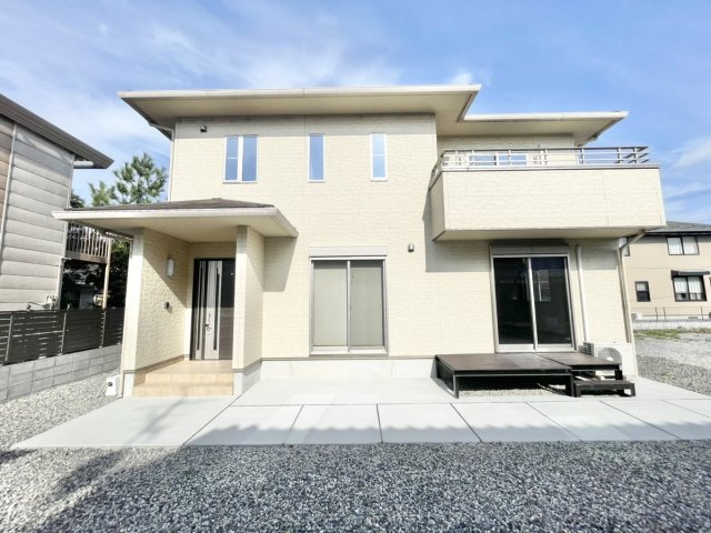 外観：325000109876