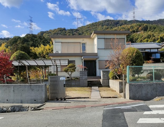 外観：325000120672