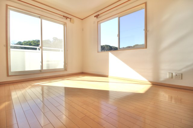 陽当たりが良い居室は暖かい空間を実現します。